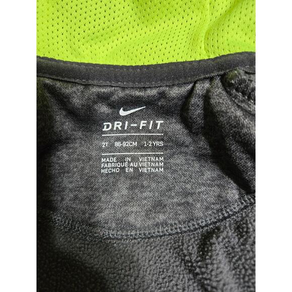 Nike dri-fit size 2t boys zip up hoodie - Picture 6 of 7